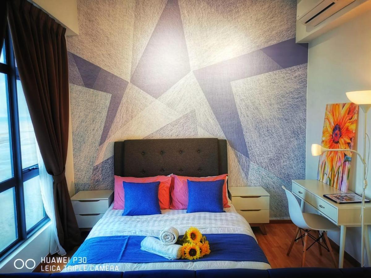 Homezz Imperium Seaview Apartment *