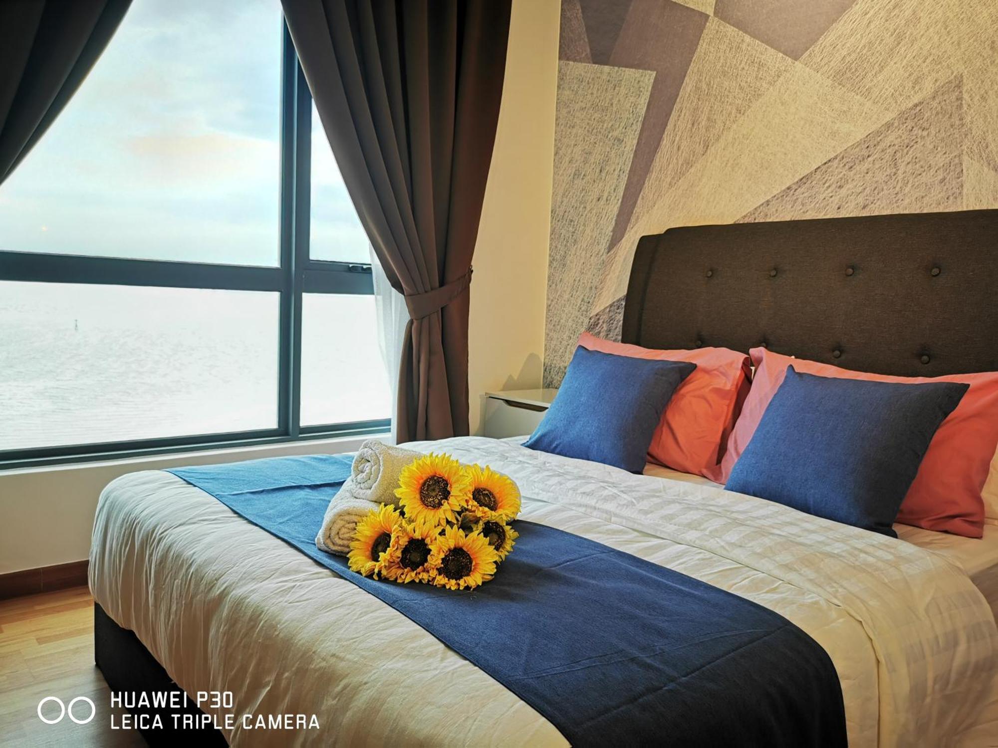 Apartment Homezz Imperium Seaview