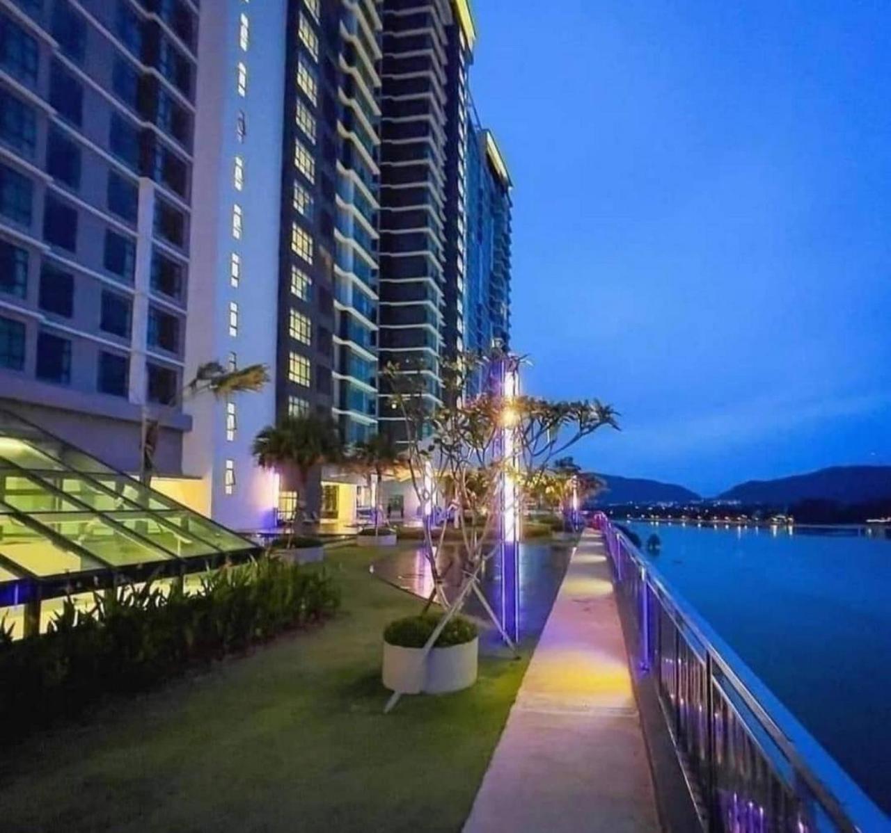 Apartment Homezz Imperium Seaview